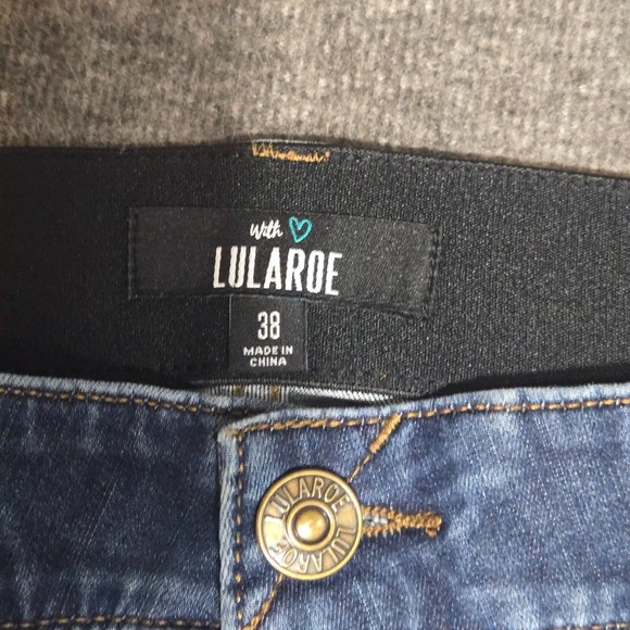 LuLaRoe Simply Comfortable Stretch Jeans Distressed Size 38 38x29 High Rise - Picture 2 of 9